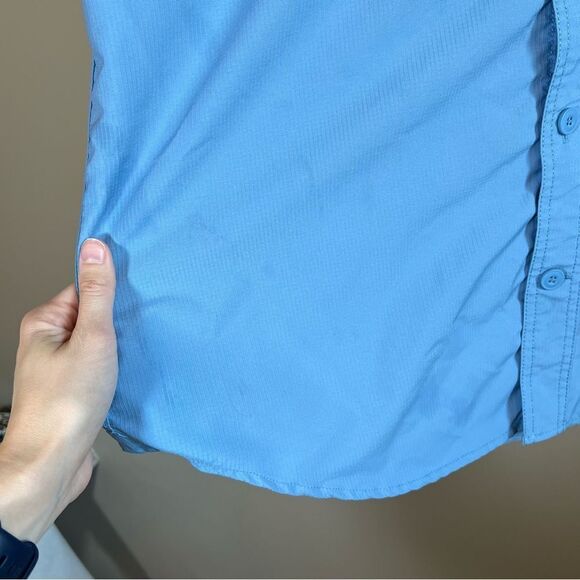 ✨ Duluth Trading Co Men’s Blue Button Down Hiking Fishing Shirt Medium - Picture 7 of 9